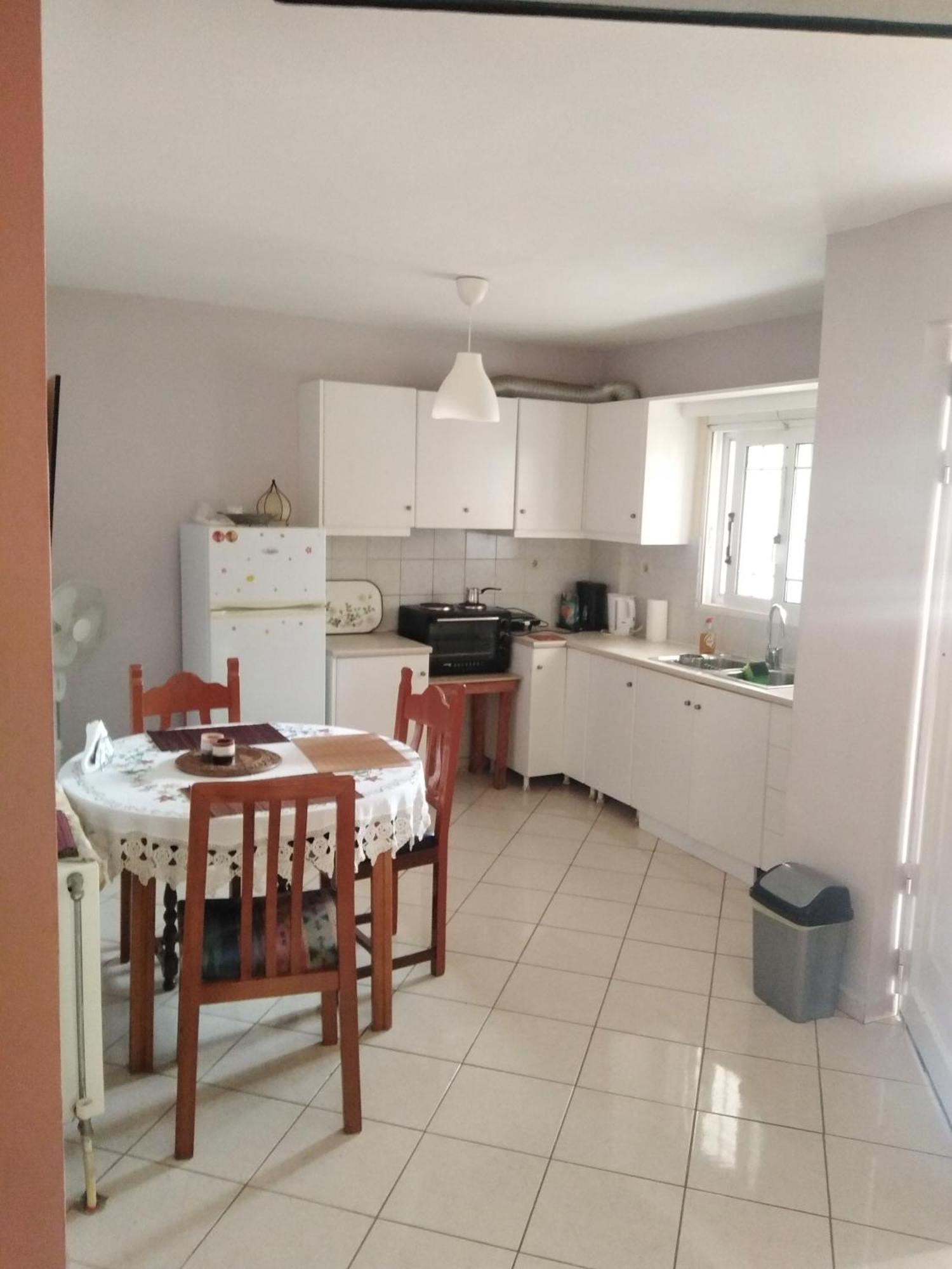 Stavros Apartments Artemida  Zewnętrze zdjęcie